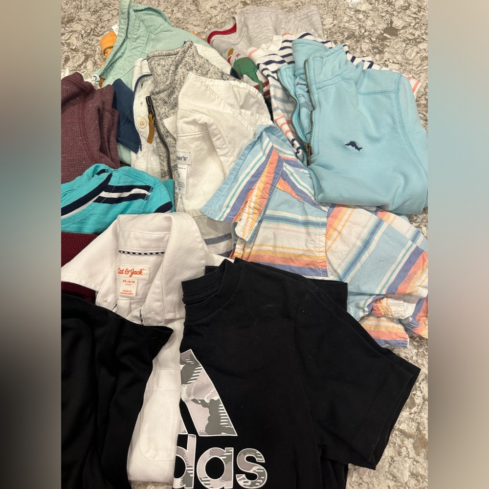5T boys lot of shirts